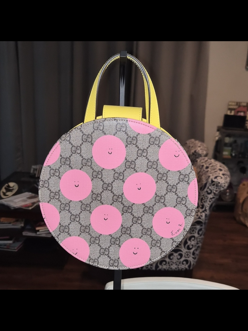 Authentic Gucci x Euan Roberts Pink Smile Round Tote Bag GG Supreme